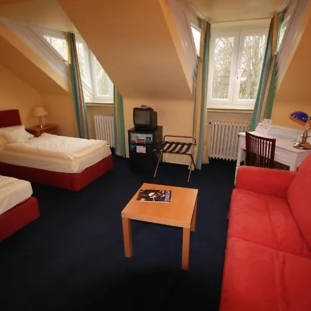 Eden - Am Hofgarten Hotel 3*