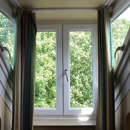 Eden - Am Hofgarten Bonn