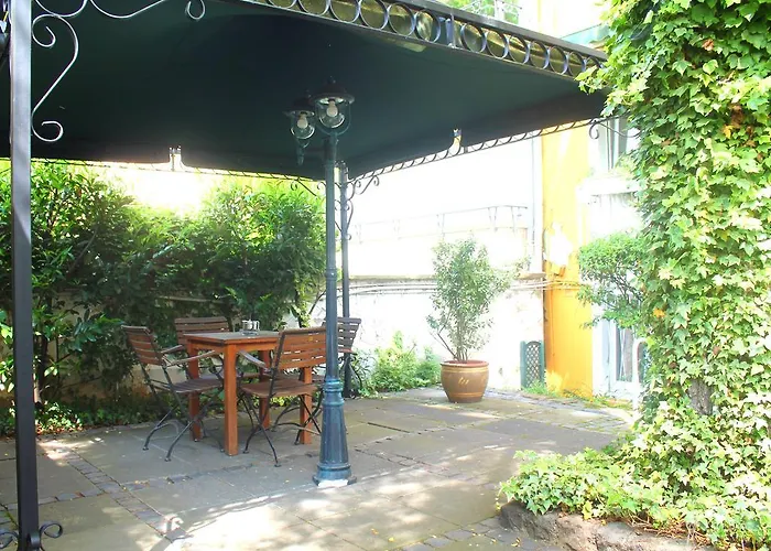 Otel Eden - Am Hofgarten Bonn