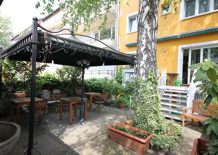 Eden - Am Hofgarten Bonn